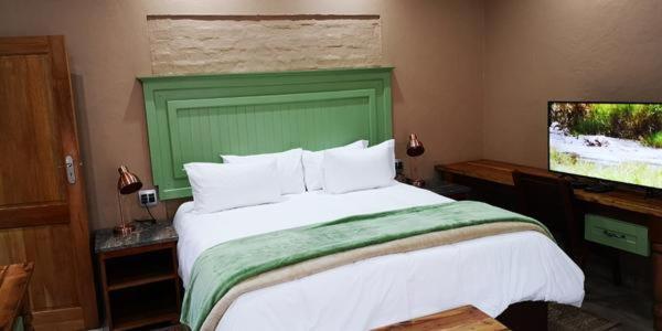 Chameleon Bush Lodge Hammanskraal Exterior photo